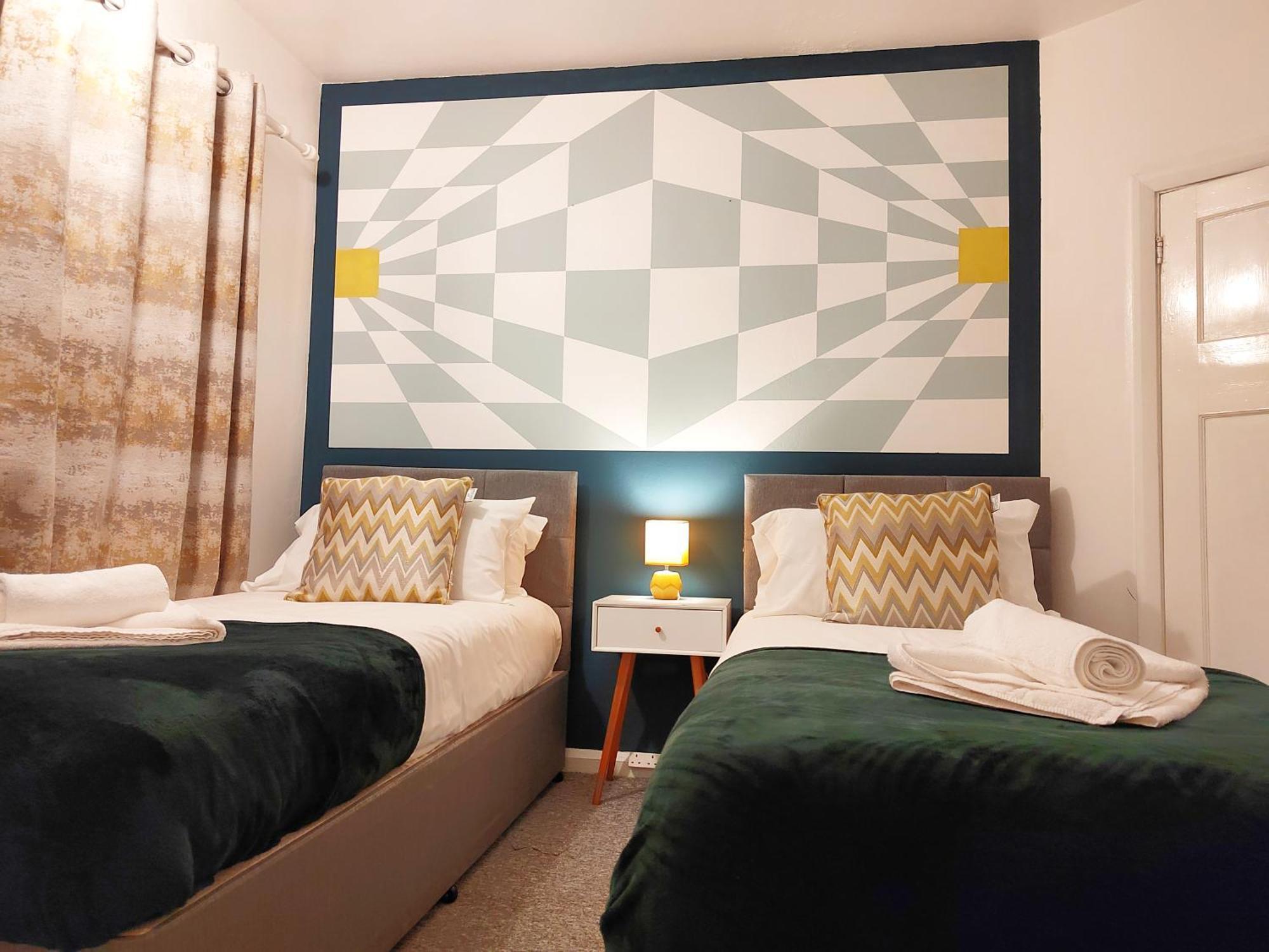 Casa de férias Epicsa - Corporate & Family In 3 Bedroom House With Garden, Free Parking Cambridge
